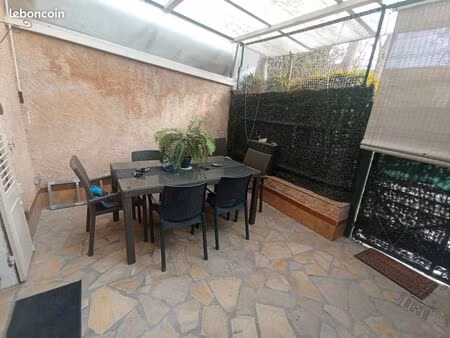 location t2 rdc avec terrasse toulon ouest