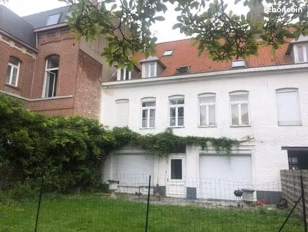 appartement 2 pièces 84 m²