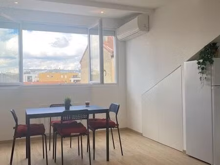 joli t2 meublé refait à neuf secteur grand clément