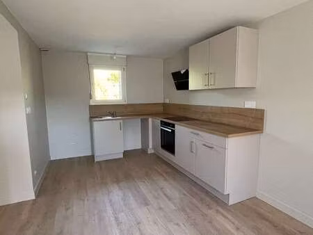 location maison à saint-m'hervé (35500) : à louer / 79m² saint-m'hervé