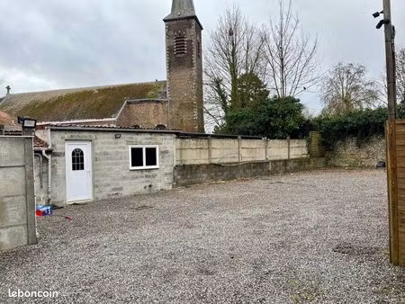 terrain de 300m2 avec bureau en hyper centre