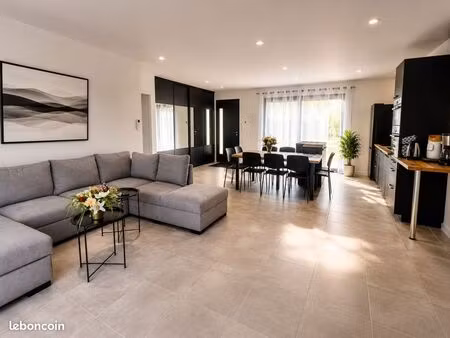 location villa entierement meublee et equipée à 15 min de toulouse