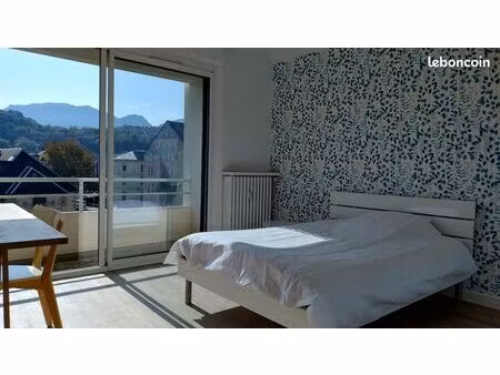 grand t2 meublé rénové au centre ville