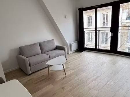 studio 1 pièce 28 m²