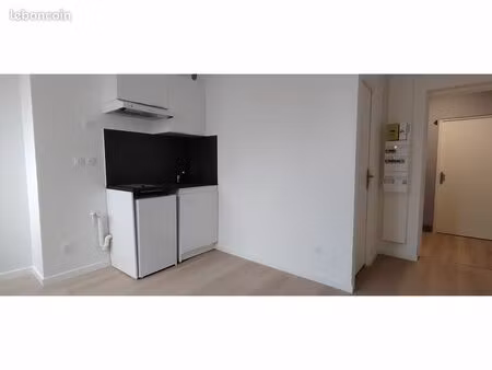 studio 1 pièce 15 m²