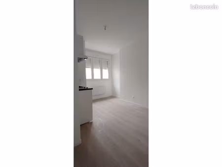 studio 1 pièce 18 m²