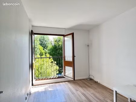 studio meublé 17m2  lumineux