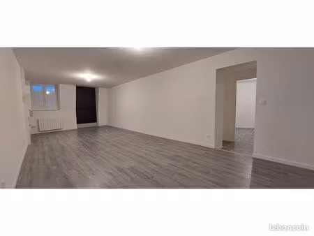 appartement 2 pièces 61 m²