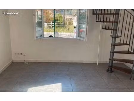 appartement 1 pièce 27 m²