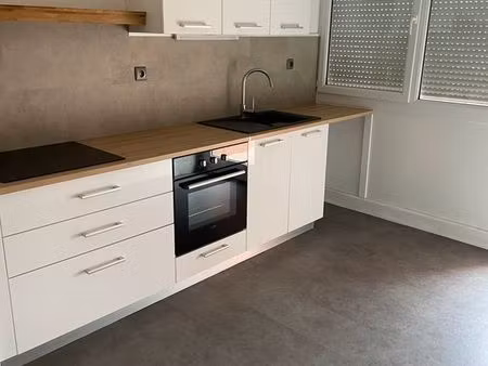 appt t2 53m2- proche abbaye de l'epau-
