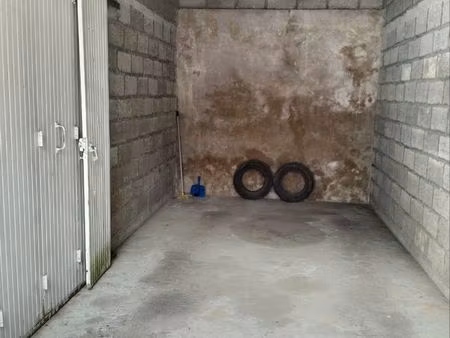 location garage secteur gare/palais de justice