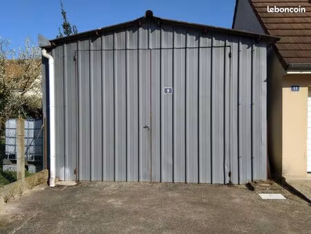 grand garage