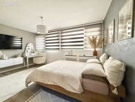 appartement 4 pièces 100m²