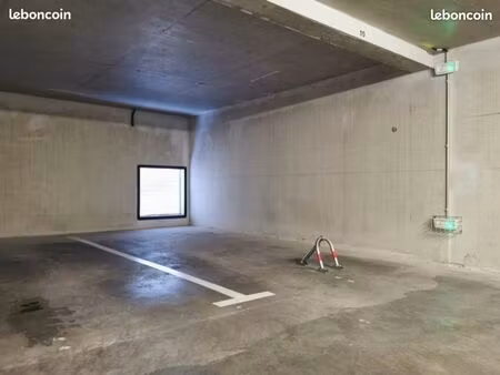 place de parking thonon centre