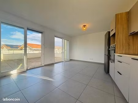 appartement 3 pièces 63 m²