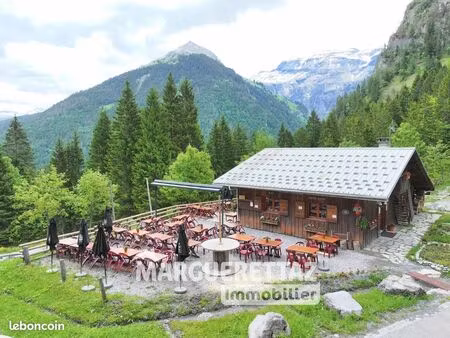 fonds de commerce 132 m² sixt-fer-à-cheval