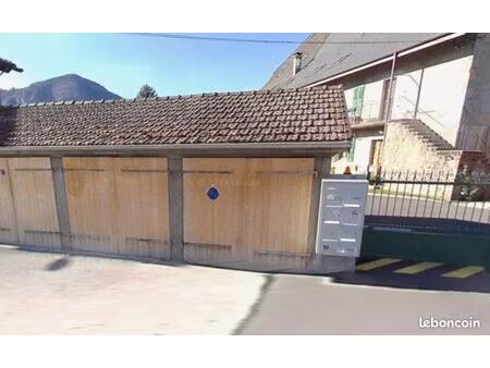 garage à louer