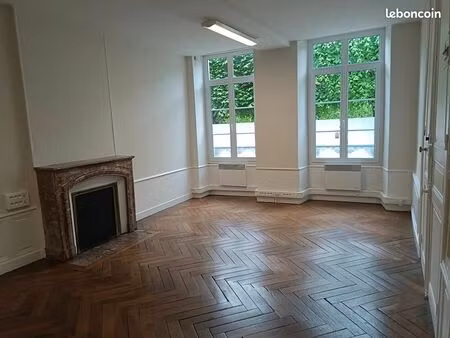 local commercial 56 m²