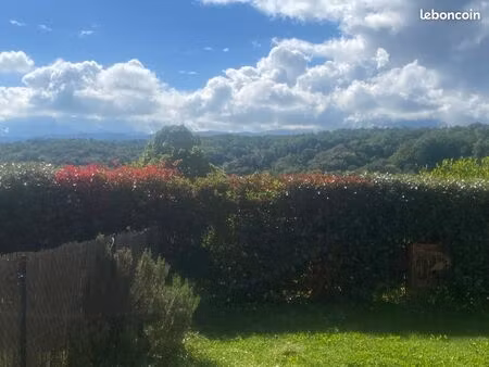 corps de ferme rénové – 185 m² – vue imprenable – à 15 min d’ annecy