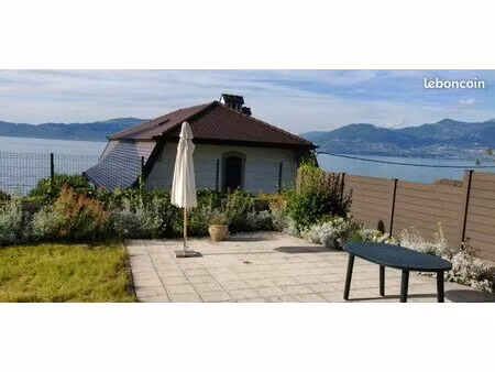 t3 vue lac + terrasse + local
