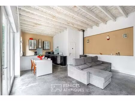 ancienne grange réhabilitée en duplex avec terrasse