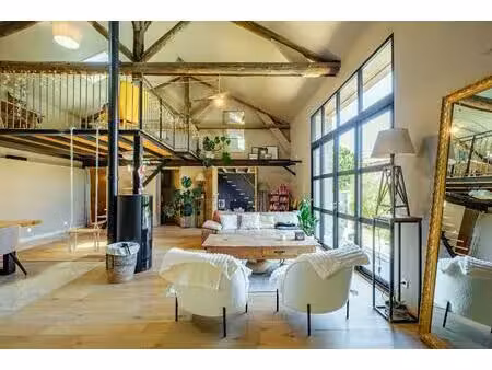 loft de prestige avec piscine au cœur de la vallée de l'auxances