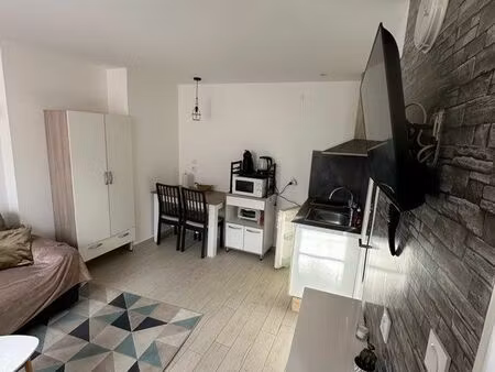 studio meublé