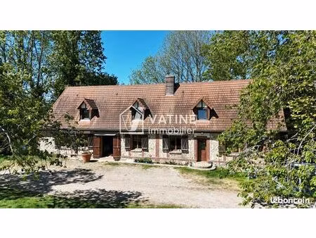 propriété 4 pièces 135 m²
