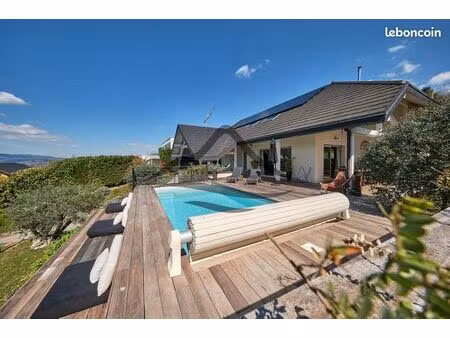 villa 6 pièces 288 m²