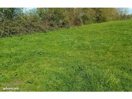 terrain 2 127 m² compainville
