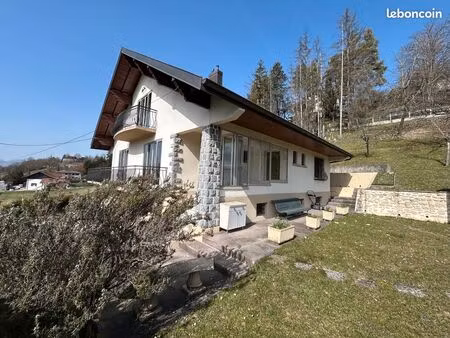 vente maison lumineuse avec grand terrain - bonne
