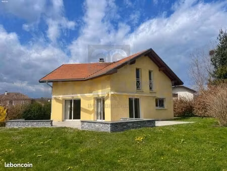 maison 5 pièces 130 m²