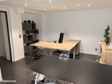 local 21m2 + réserve 10m2