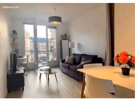 appartement t2 de 43 m² avec balcon et vue bassin – le havre saint-françois