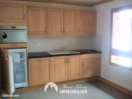 appartement 3 pièces 45 m²
