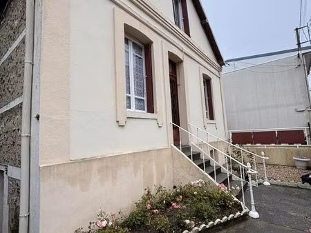 maison 3 pièces 77 m²