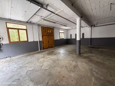 entrepôt 116 m² bellevaux