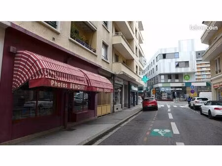 ? local commercial – 40 m² – annemasse – secteur chablais parc
