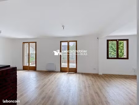 pavillon 5 pièces 143 m²