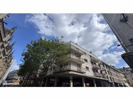 appartement 3 pièces 77 m²