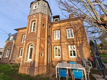 maison 6 pièces 142 m²