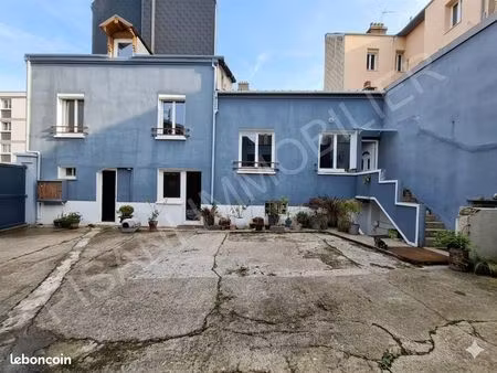 maison 3 pièces 111 m²