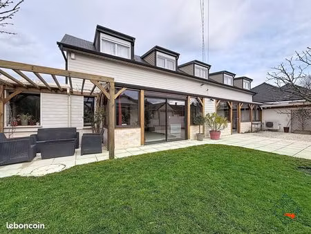 maison 5 pièces 134 m²