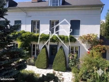 maison 7 pièces 169 m²