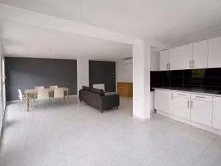location appartement 3 pièces meublé à lanester (56600) : à louer 3 pièces meublé / 88m² l