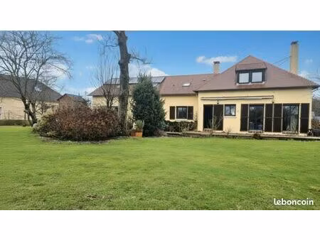 maison 8 pièces 300 m²