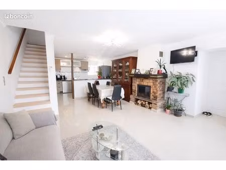 maison 5 pièces 102 m²