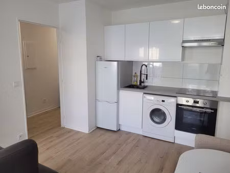 appartement 2 pièces 36 m²  795/mois cc