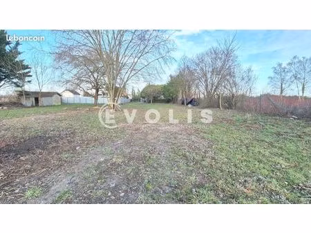 terrain 2 200 m² isles les villenoy