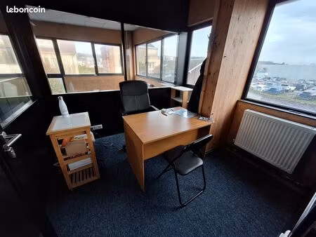 bureau à louer - demi-journée